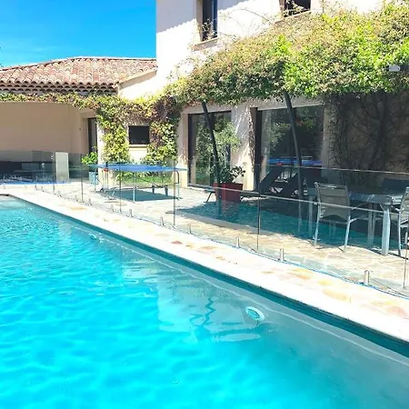 11 Couchages Piscine 4 Ch Proche *