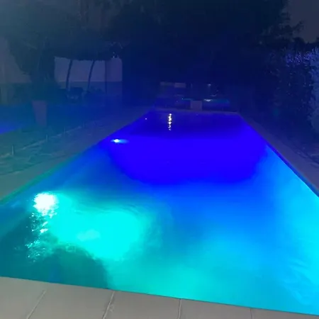 빌라 11 Couchages Piscine 4 Ch Proche